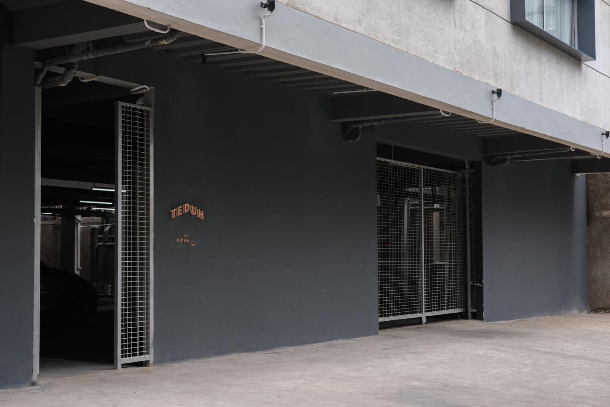 Teduh Simatupang Hotel Jakarta Bagian luar foto