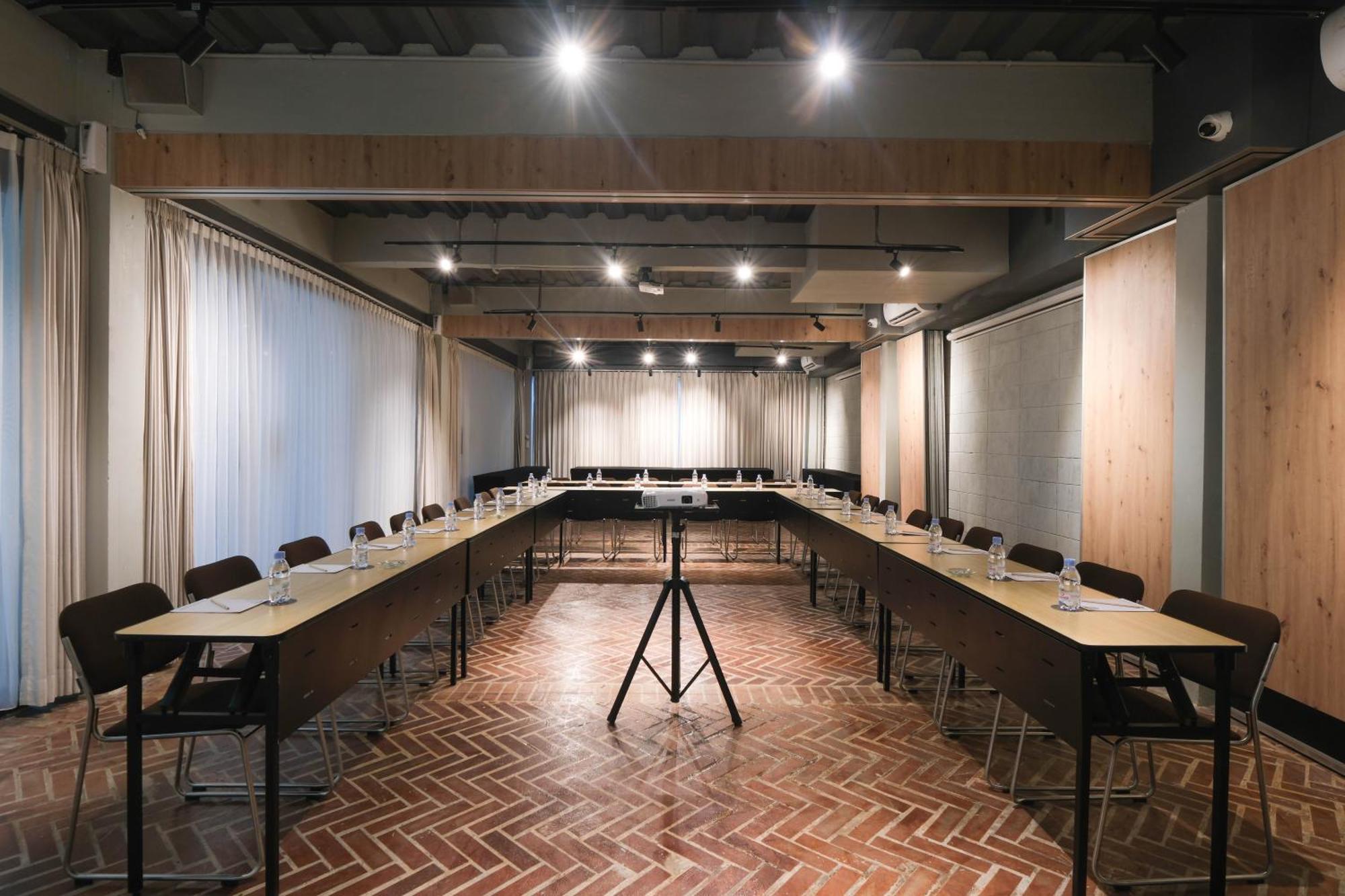 Teduh Simatupang Hotel Jakarta Bagian luar foto