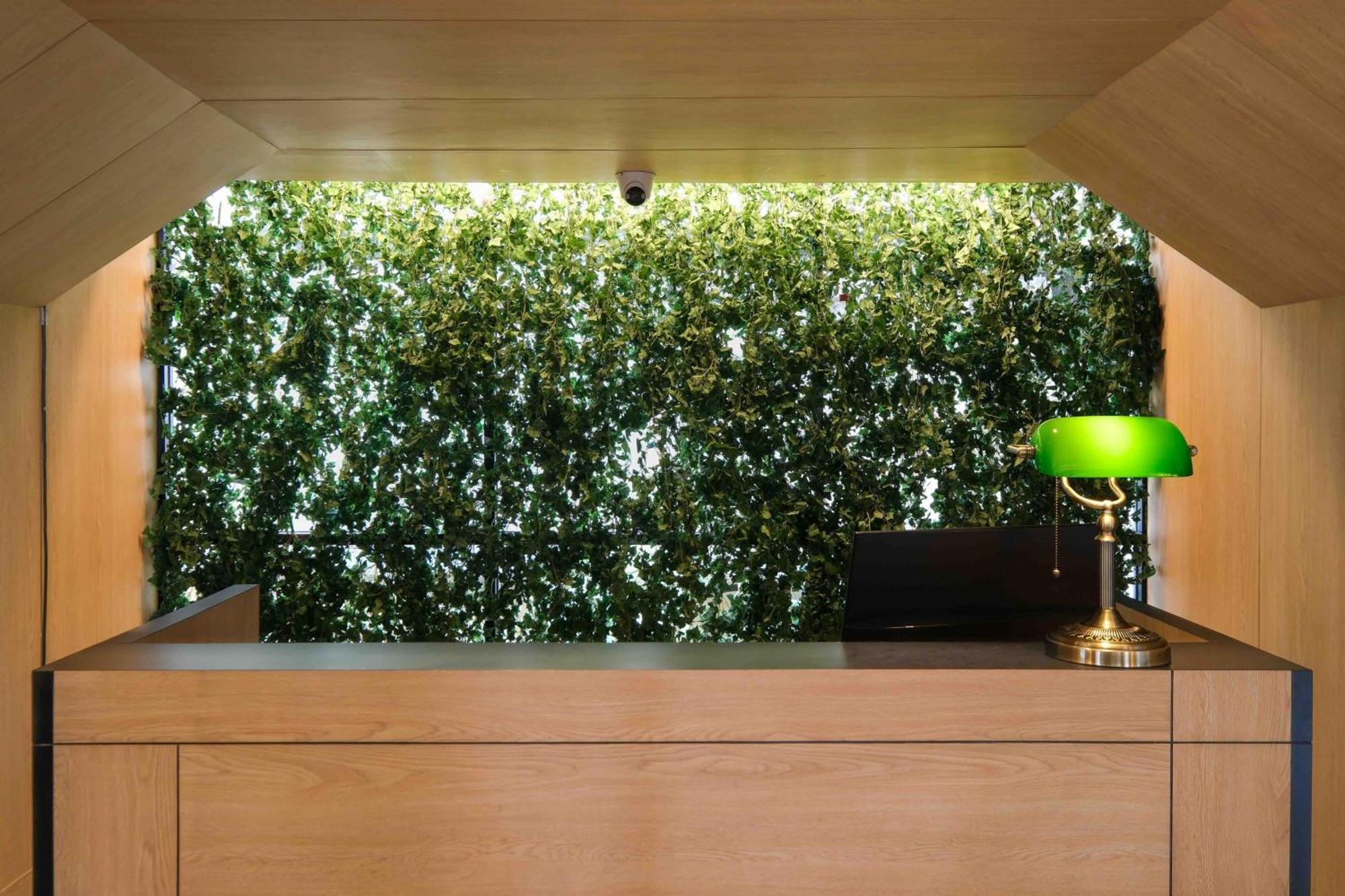 Teduh Simatupang Hotel Jakarta Bagian luar foto